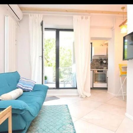 Marina Central Sunshine Studio Appartamento Bucarest Esterno foto