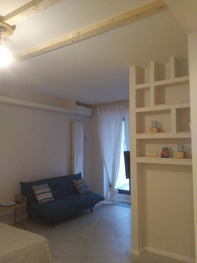 Marina Central Sunshine Studio Appartamento Bucarest Esterno foto